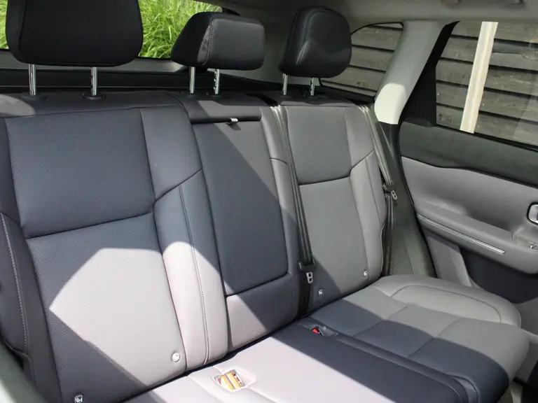 Leapmotor C10 Design Pro 69.9 kWh 217PK Automaat Camera systeem rondom, Stoelverwarming/koeling, Panoramadak, Navigatie afbeelding 17