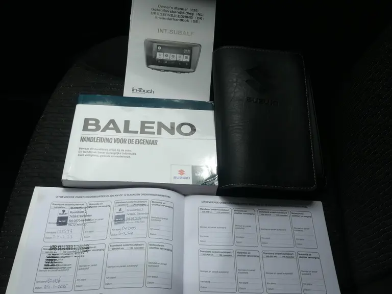 Suzuki Baleno 1.2 Exclusive All season banden, Nieuwe Koppeling, Dealer o.h., Airco, Stoelverwarming, afbeelding 29