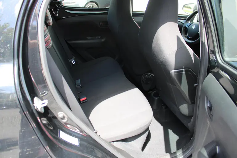 Citroën C1 Feel 1.0 e-VTi 70PK 5-drs Airco, ESP, Speed limiter, Bluetooth, Audio afbeelding 10