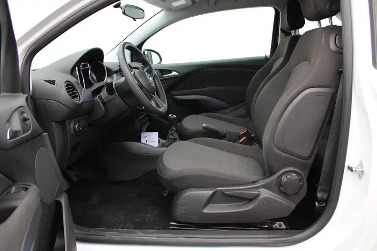 Opel ADAM 1.2 , Dealer onderhouden en maar 48000 km! afbeelding 14