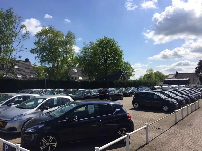 Leapmotor T03 Design 37.3 kWh 95PK Navigatie, Camera achter, Parkeerhulp achter, Audio, Keyless Start, Lichtmetalen velgen afbeelding 37