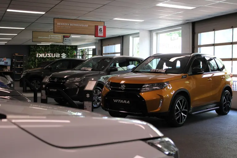 Suzuki Vitara 1.4 Boosterjet Style Smart Hybrid Automaat , Trekhaak, All-Seasonbanden en 1e Eigenaar afbeelding 40