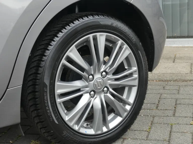 Suzuki Baleno 1.2 Exclusive All season banden, Nieuwe Koppeling, Dealer o.h., Airco, Stoelverwarming, afbeelding 23