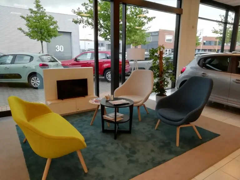 Toyota Aygo 1.0 VVT-i x-nav Achteruitrijcamera, Navigatie, Airco, Bluetooth afbeelding 32