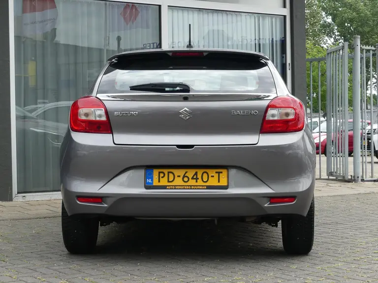 Suzuki Baleno 1.2 Exclusive All season banden, Nieuwe Koppeling, Dealer o.h., Airco, Stoelverwarming, afbeelding 6