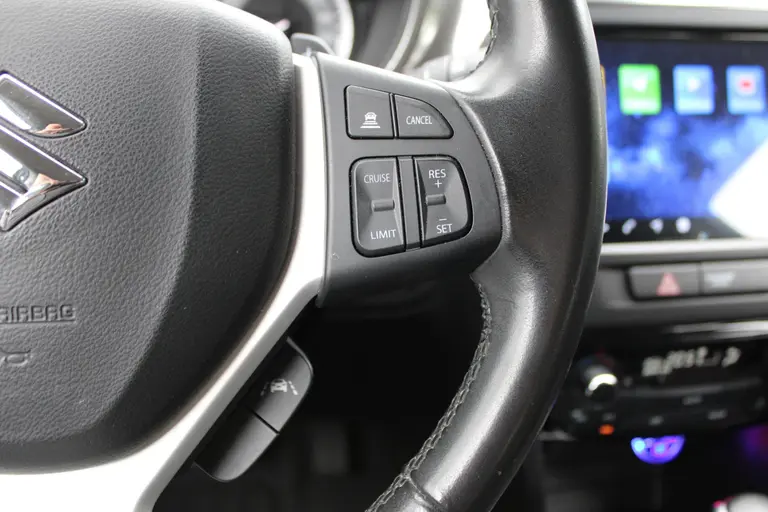 Suzuki Vitara 1.4 Boosterjet Style Smart Hybrid Automaat , Trekhaak, All-Seasonbanden en 1e Eigenaar afbeelding 25