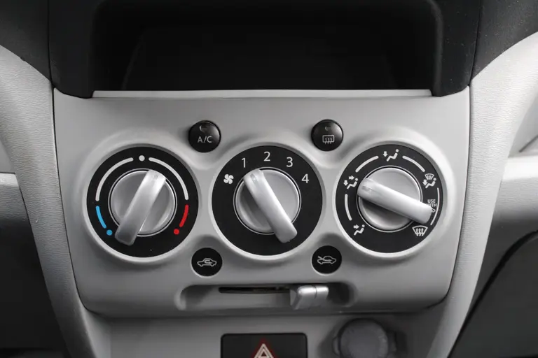 Nissan Pixo 1.0 Look Airco, Elektr. ramen voor, Radio Cd-Speler, Bluetooth telefoonvoorbereiding afbeelding 18