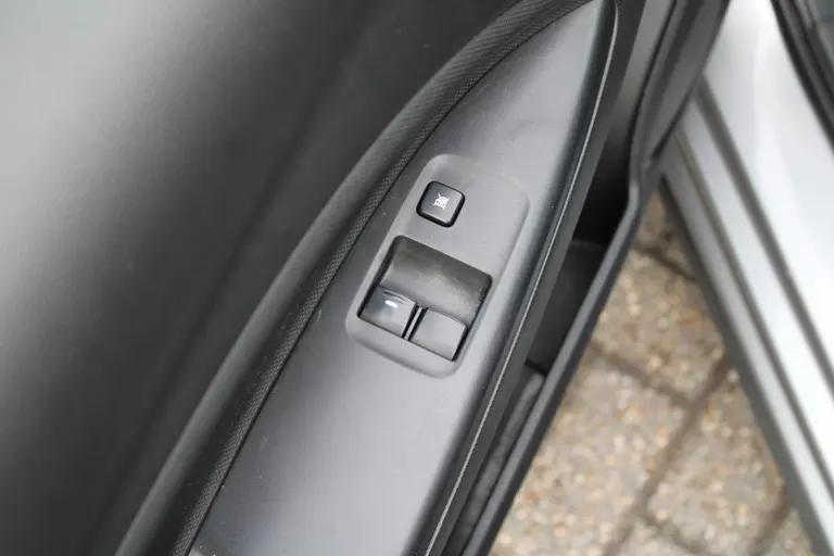 Mitsubishi Space Star 1.0 Cool+ Airco, Elektr. Ramen voor, 1e eigenaar afbeelding 12
