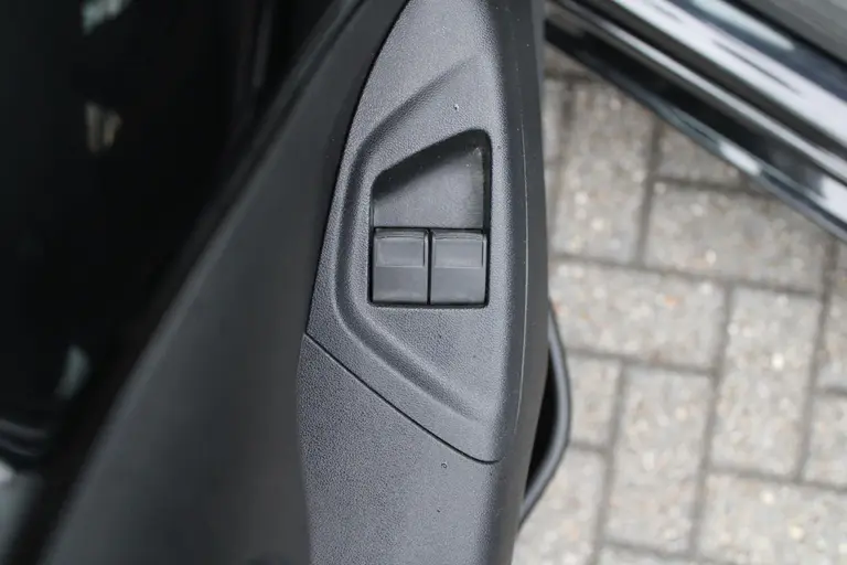 Citroën C1 Feel 1.0 e-VTi 70PK 5-drs Airco, ESP, Speed limiter, Bluetooth, Audio afbeelding 11