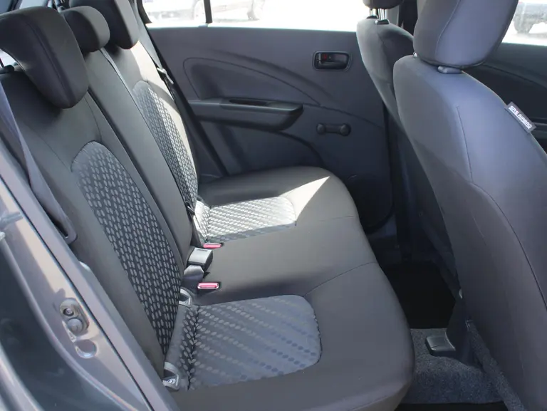 Suzuki Celerio 1.0 Comfort Airco, Parkeersensoren Achter, Bluetooth, Elektrische Ramen Voor, Radio/CD afbeelding 30