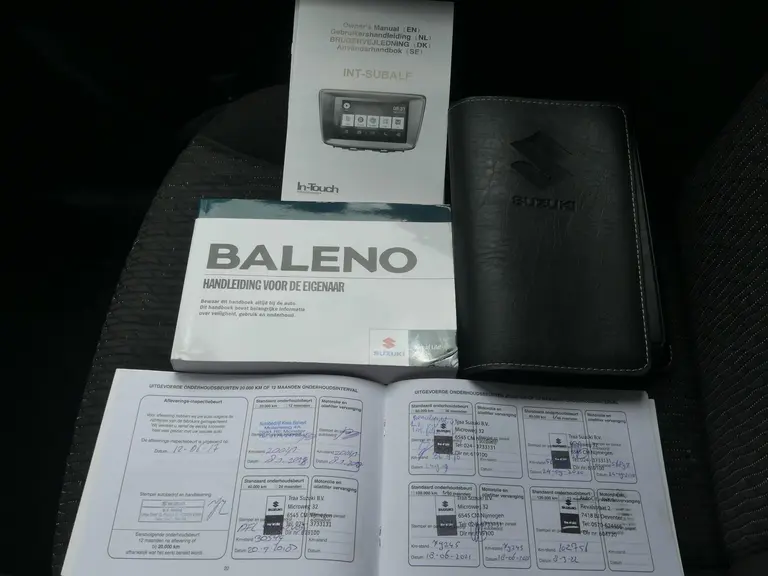 Suzuki Baleno 1.2 Exclusive All season banden, Nieuwe Koppeling, Dealer o.h., Airco, Stoelverwarming, afbeelding 28