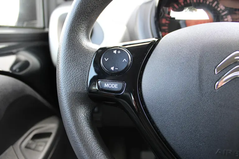 Citroën C1 Feel 1.0 e-VTi 70PK 5-drs Airco, ESP, Speed limiter, Bluetooth, Audio afbeelding 18