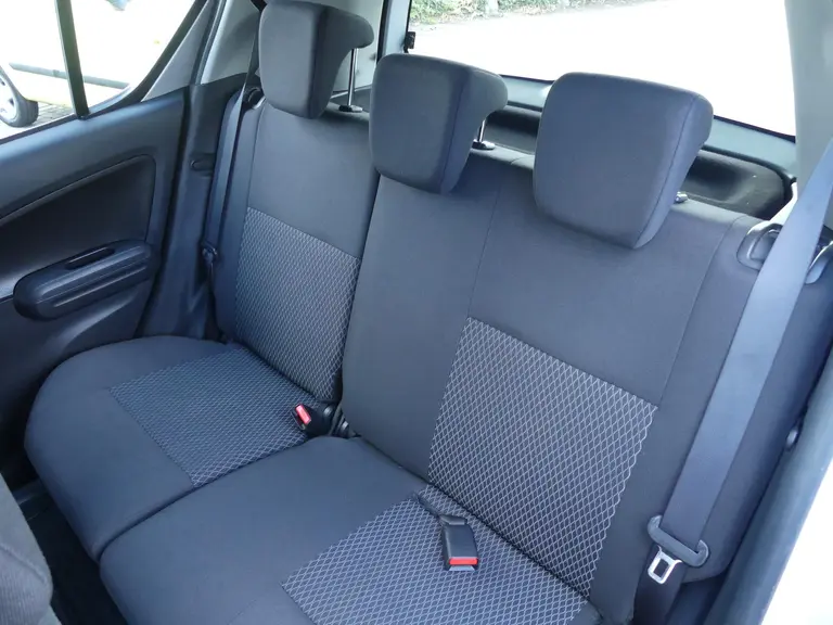 Suzuki Splash 1.0 VVT Comfort EASSS Trekhaak, Airco, Hoge instap afbeelding 21