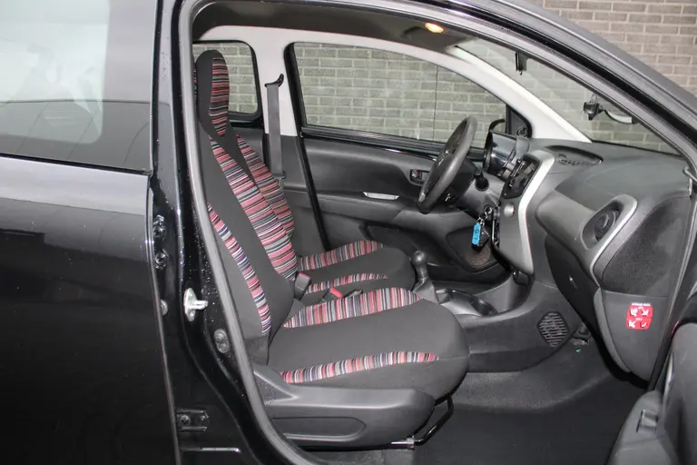 Citroën C1 Feel 1.0 e-VTi 70PK 5-drs Airco, ESP, Speed limiter, Bluetooth, Audio afbeelding 24