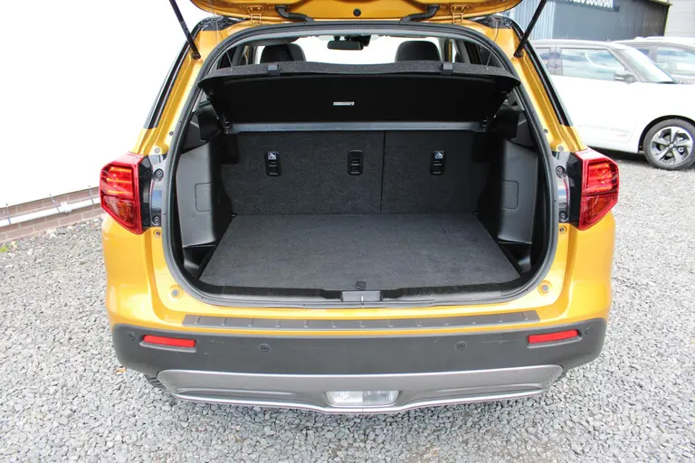 Suzuki Vitara 1.5 Hybrid Style, Automaat, 1e Eig. met Navigatie, ORG NL en Dealer onderhouden! afbeelding 11