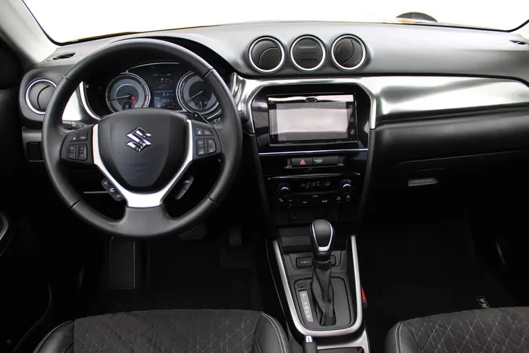 Suzuki Vitara 1.5 Hybrid Style, Automaat, 1e Eig. met Navigatie, ORG NL en Dealer onderhouden! afbeelding 7
