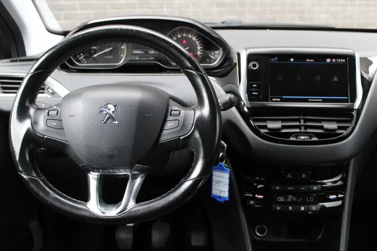 Peugeot 208 1.2 PureTech Allure Airco, Navigatie, CruiseControl, Applecarpl./Andr. Auto afbeelding 19