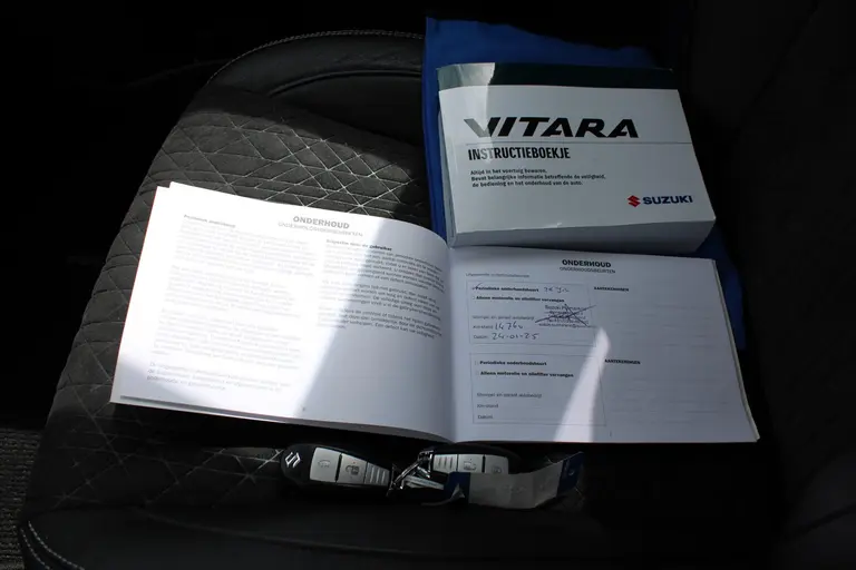Suzuki Vitara 1.5 Hybrid Style, Automaat, 1e Eig. met Navigatie, ORG NL en Dealer onderhouden! afbeelding 28