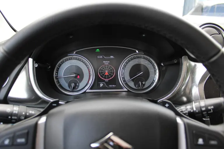 Suzuki Vitara 1.5 Hybrid Style, Automaat, 1e Eig. met Navigatie, ORG NL en Dealer onderhouden! afbeelding 16