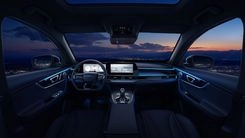 thumbnail_CT_7_front_row_interior_at_night_foto_e381db8d32.jpg