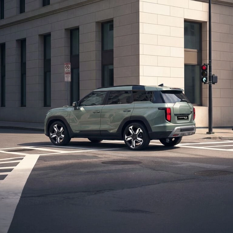 KGM Torres Hybrid  Auto Versteeg Buurman Barneveld Ede Ermelo Veenendaal Amersfoort Apeldoorn Deventer (2).jpg